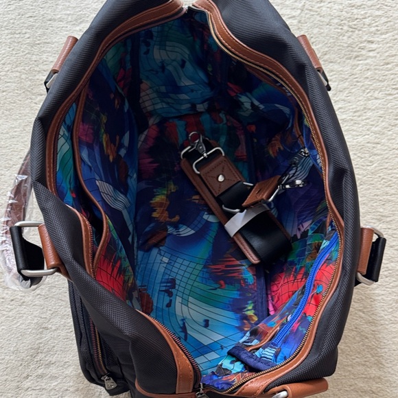 NWT Robert Graham Black Duffel Weekender Bag with Brown trim - Picture 3 of 4